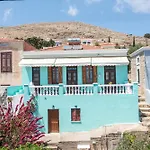 Roulas Χάλκη