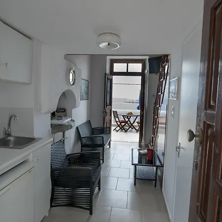 Roulas Apartamento Chalki Town